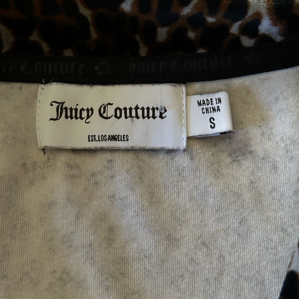 Juicy Couture Leopard Print Velour Pullover Sweatshirt Size Small - Picture 8 of 11
